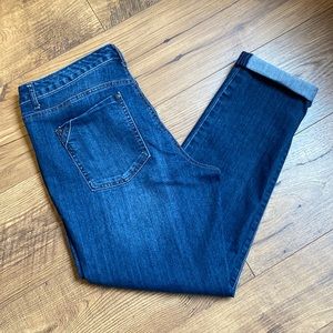 Bandolino Karyn Boyfriend Jeans Size 10